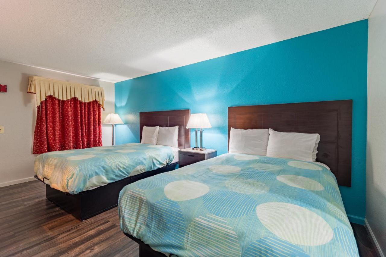 Carolina Motel 3*